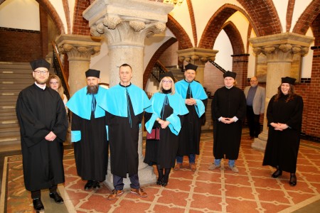 goście zaproszeni na promocję doktorską . Kliknij, aby powiększyć zdjęcie.